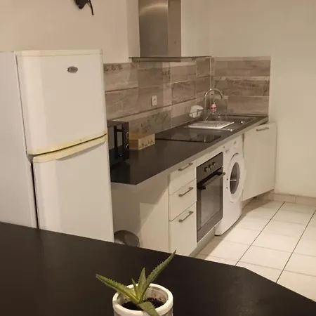 Lamartine Apartment *
